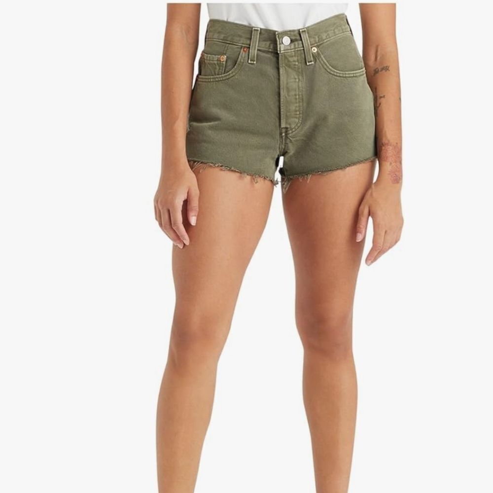 Levi's 501 Green High Rise Button Fly Frayed Hem Jean Shorts - Size 31 - Picture 2 of 13